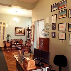 Travellers Hostal