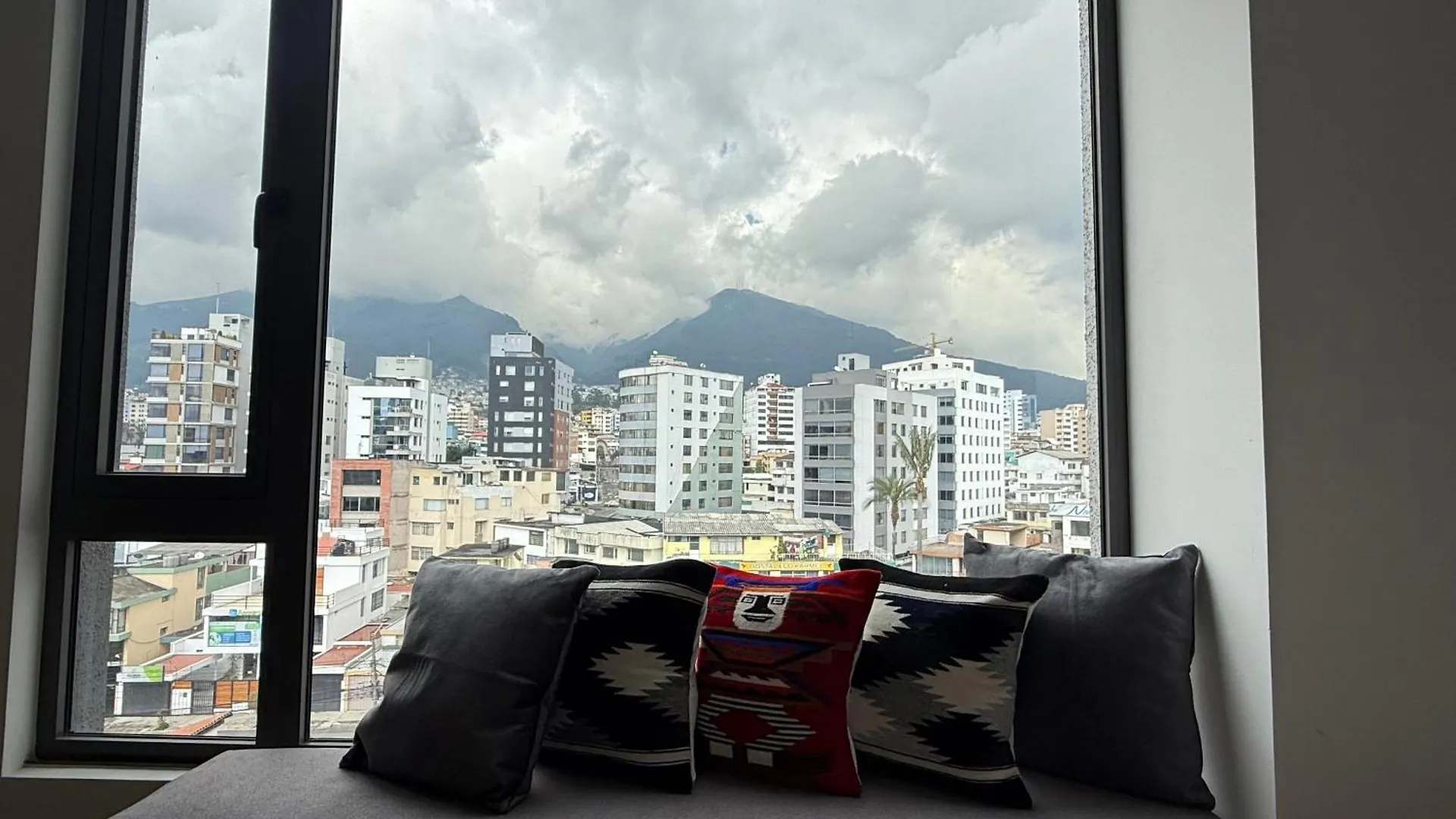 Cozy & Beautiful Great Location Lejlighed Quito